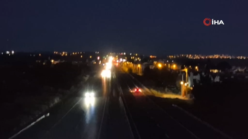 İstanbul-Tekirdağ yolunda deprem sonrası araç yoğunluğu