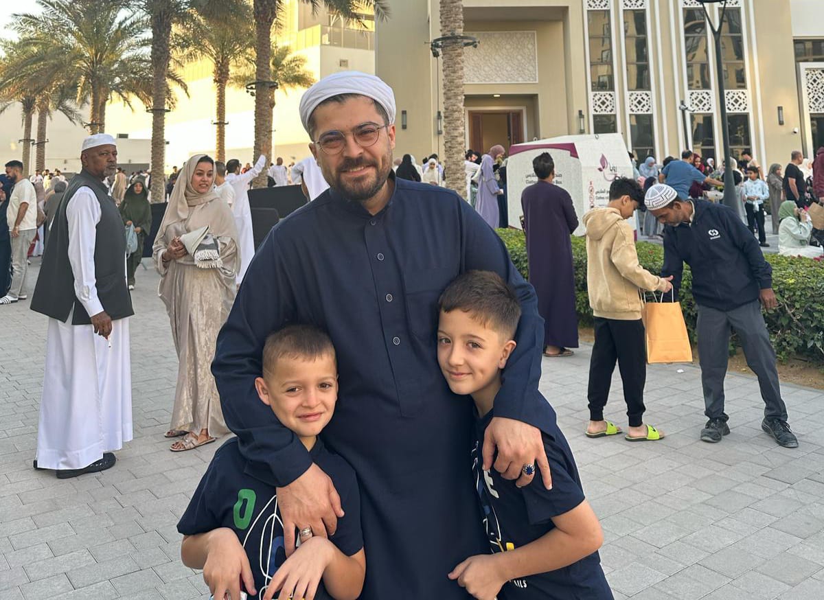 Yurtdışında Bayram: Öztürk Ailesi Dubai’de Bayram Sevinci Yaşıyor