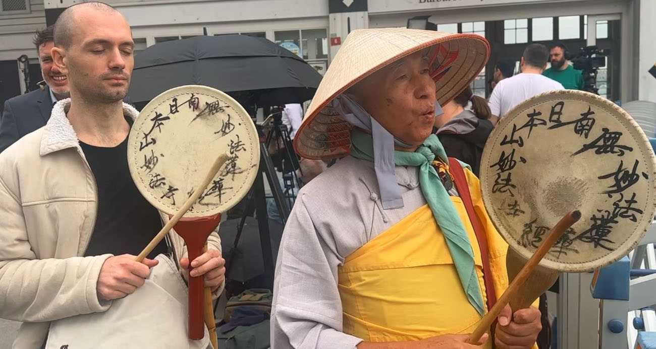 Japon barış elçisi Dolmabahçe’de dua etti