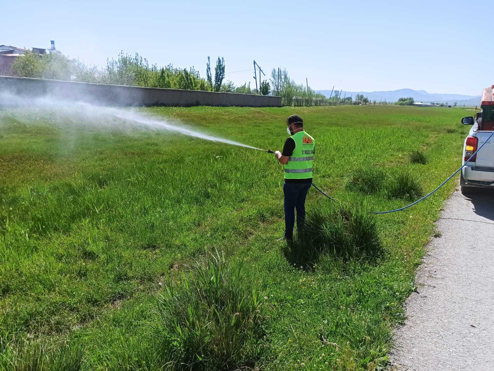 Van’da ilaçlama çalışmaları sürüyor
