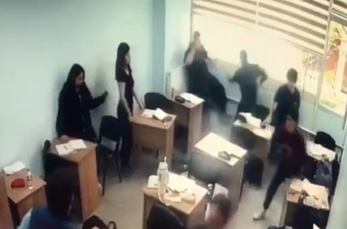 Kurs merkezinde dehşet anları kamerada