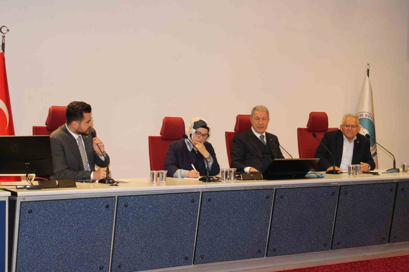 Hulusi Akar: “Terörsüz Türkiye sürecinde herhangi bir aksama, vazgeçme yok”