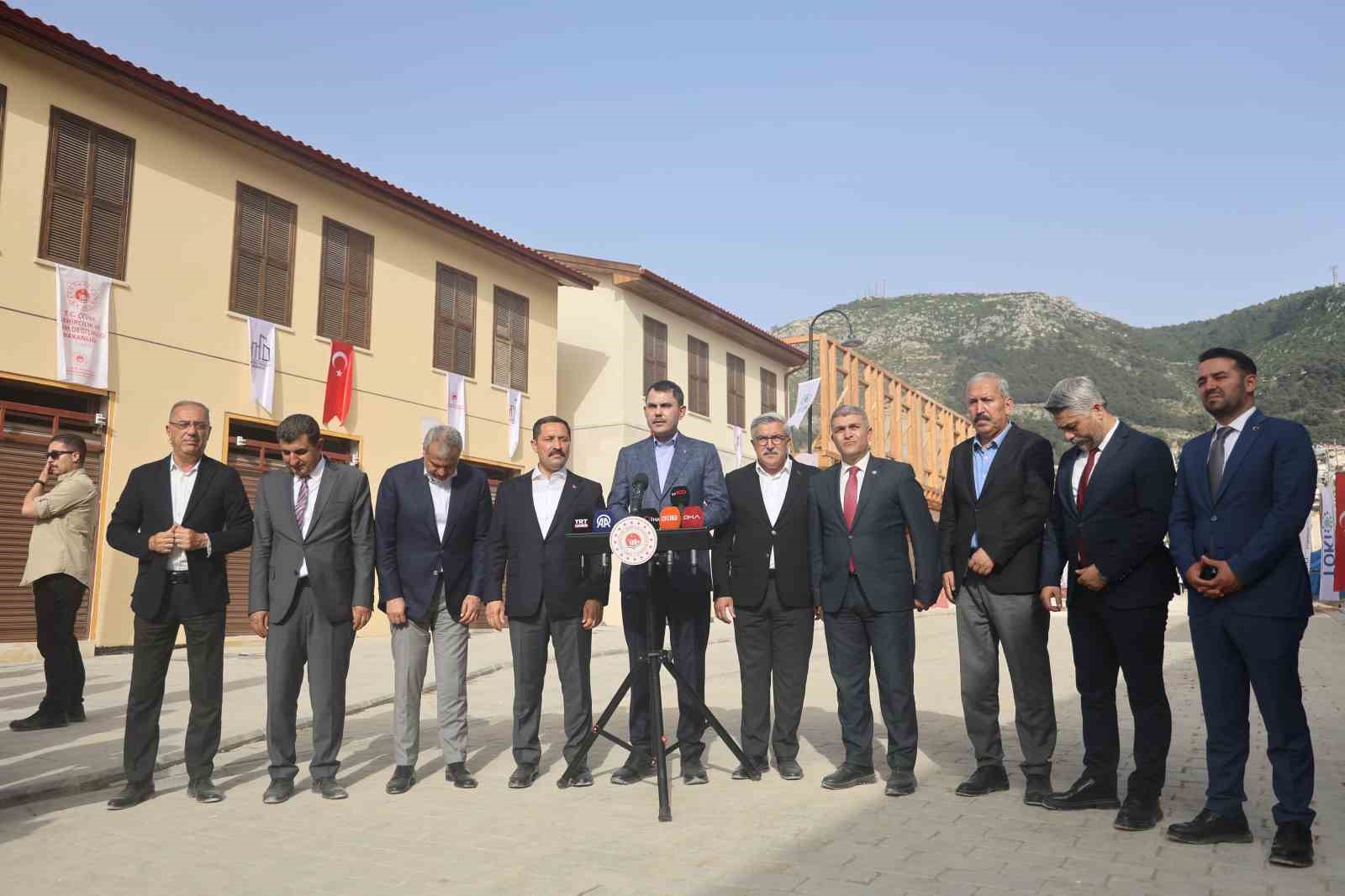 “250 bininci konutun anahtarını Cumhurbaşkanımız ve Azerbeycan Cumhurbaşkanı Aliyev’in teşrifleriyle teslim edeceğiz”