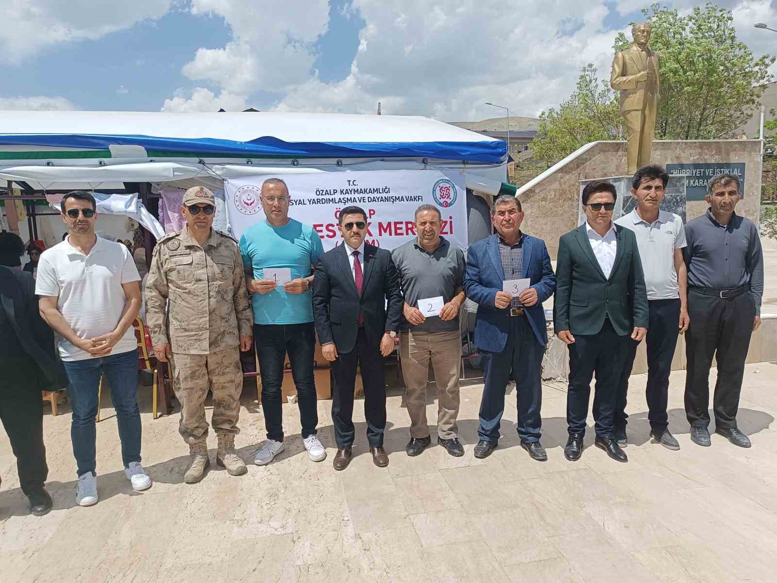 Özalp’te “Dama Turnuvası” sona erdi