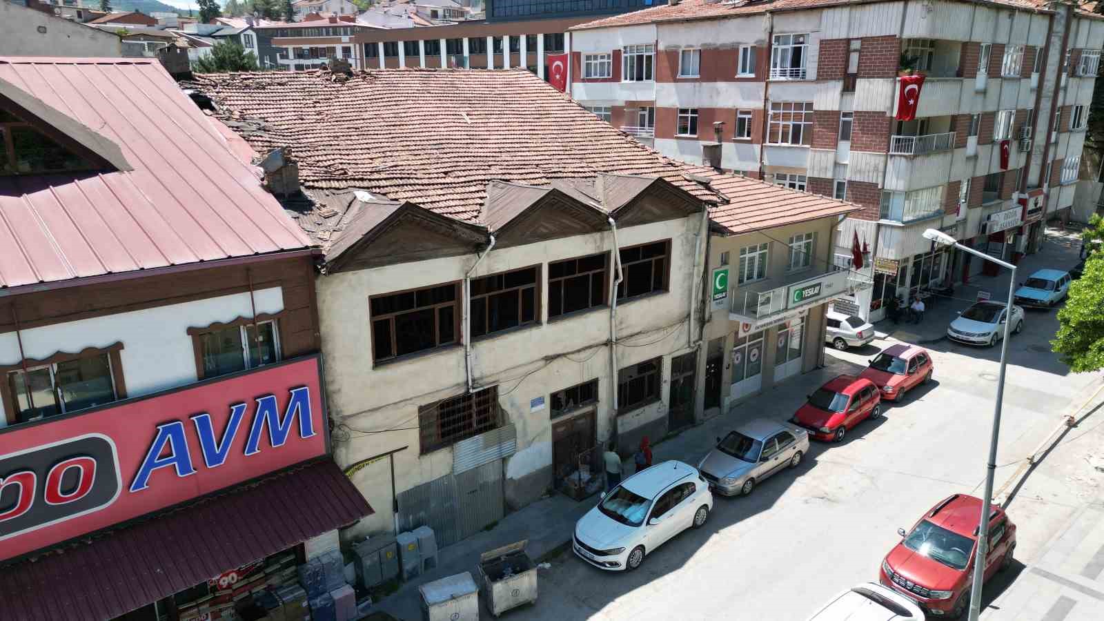 Başarı hikayesiyle gündeme gelmişti, metruk binayı gastronomi okuluna dönüştürüyor