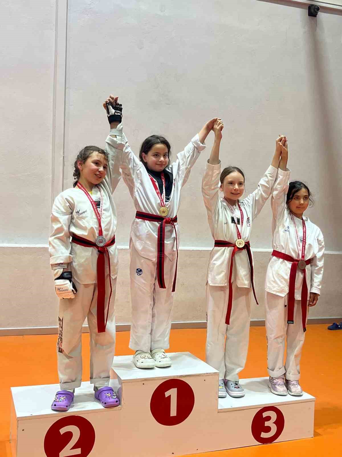 10 yaşında Kayseri şampiyonu oldu