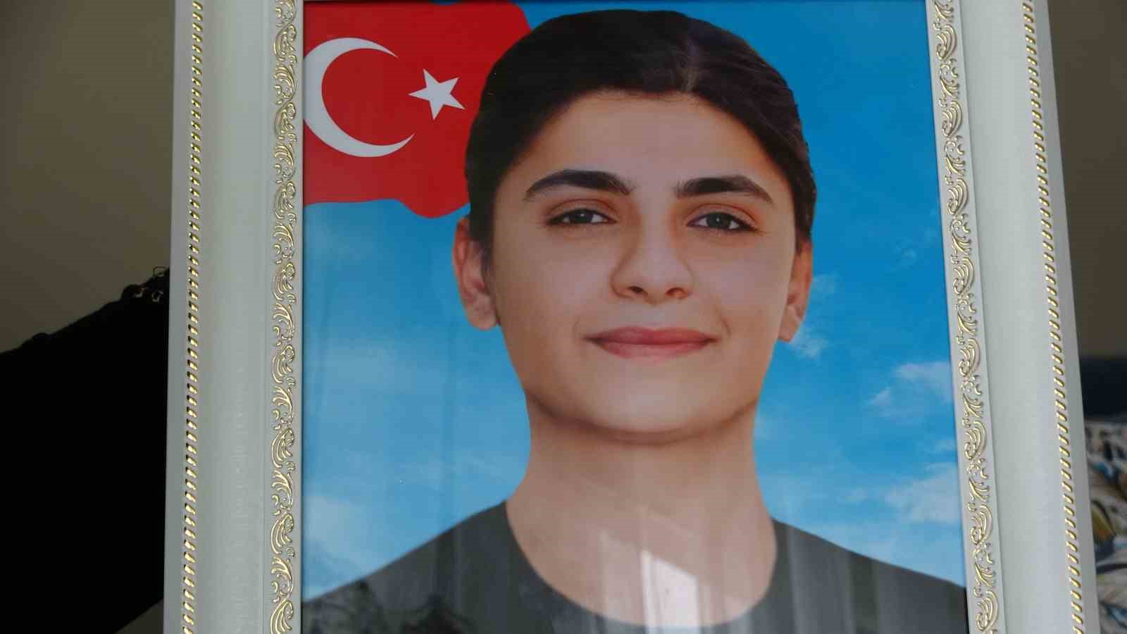 Kızı dağa kaçırılan Vanlı anne: 
