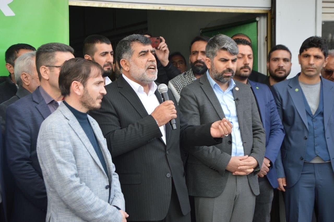 Van ve Elazığ’dan ortak ses: “Provokasyona geçit yok”