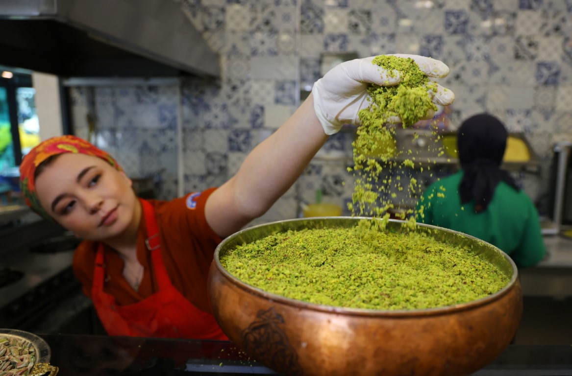 Bayramda ıspanaklı ve bezelyeli tatlılara dikkat