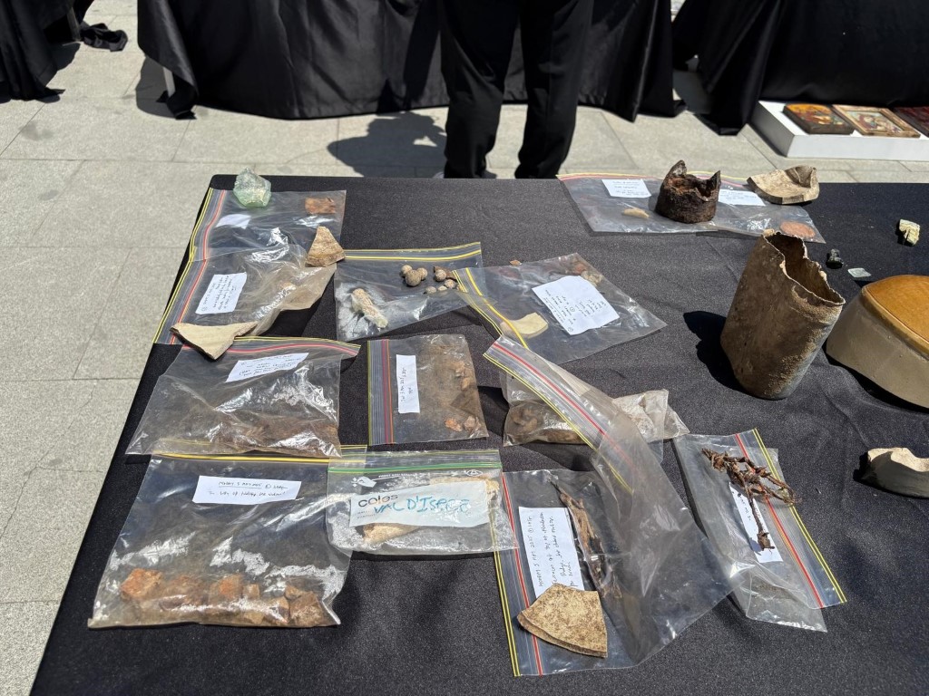 İstanbul’da tarihi eser operasyonu: Padişah fermanı ele geçirildi