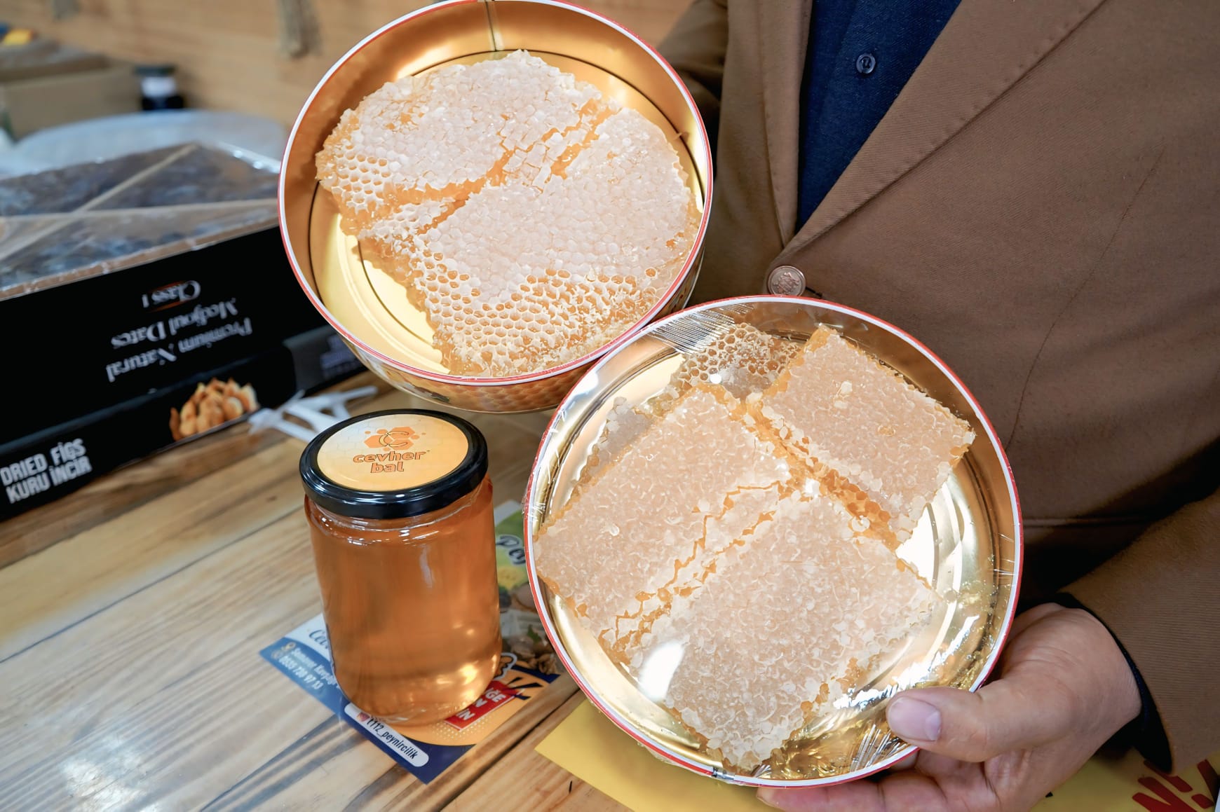 Hakiki Bal Nasıl Anlaşılır? Başkan Tandoğan Hakiki Balı Anlattı