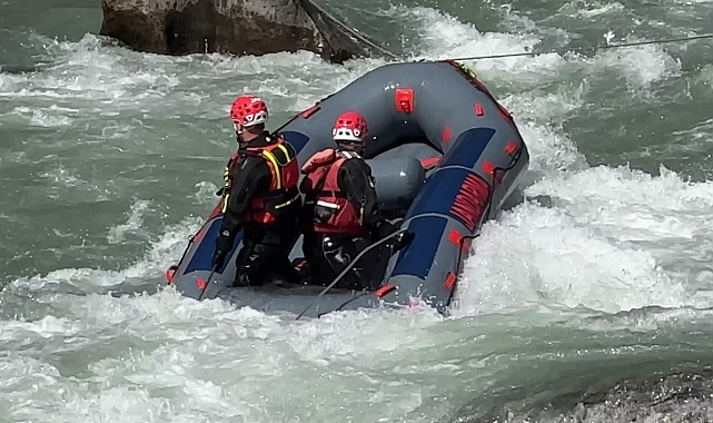 Kayıp Çocuk İçin Zamanla Yarışıyorlar