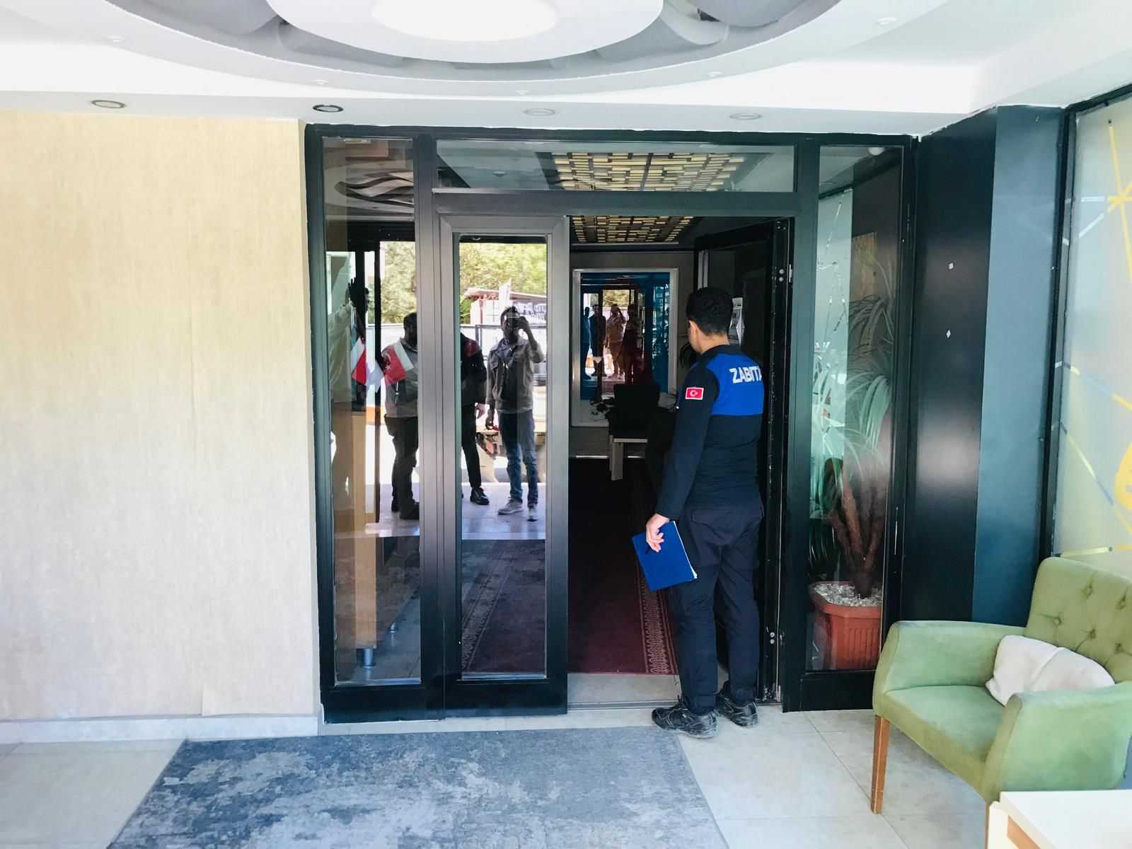 Van’da mühürlenen 30 otel yeniden açıldı