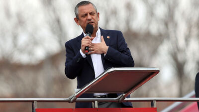 CHP Lideri Özgür Özel’den Van’da Kayyum Tepkisi: “Bu irade gaspıdır”