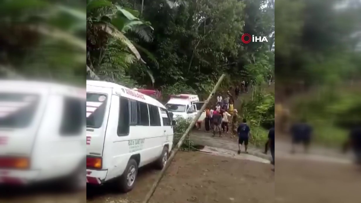 Endonezya’da askeri mühimmatın imhası sırasında patlama: 13 ölü