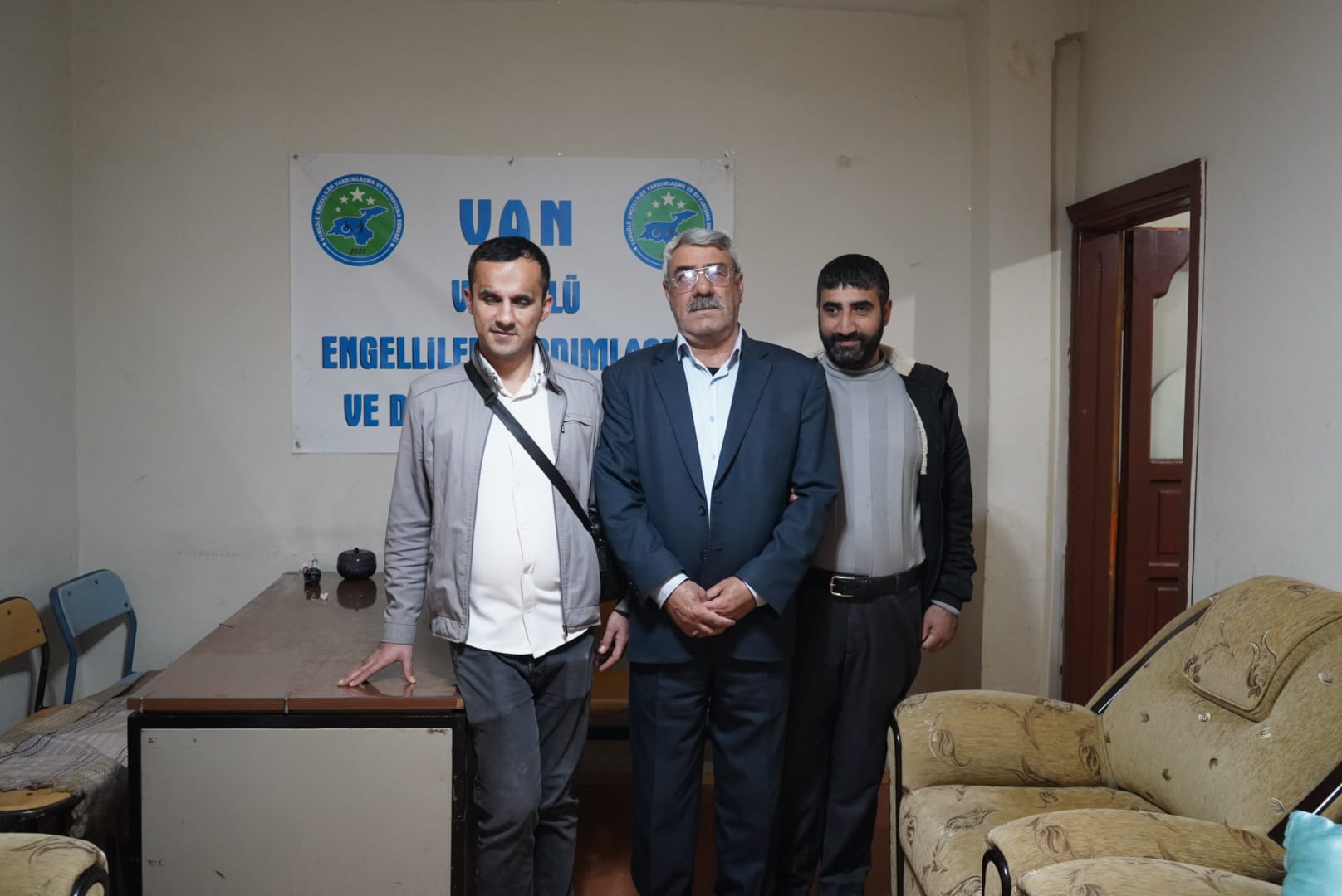 Kaldırımlar Engel, Kapılar Kapalı: Van’da Engelliler Görülmek İstiyor