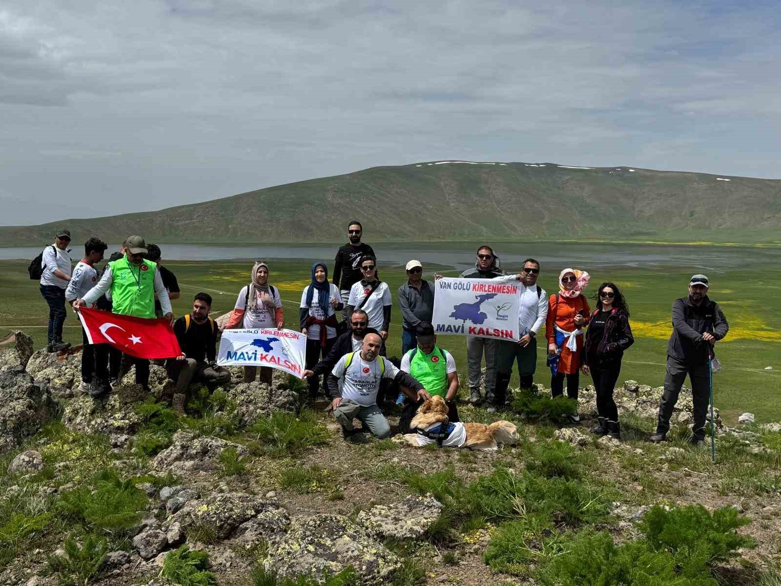 Erciş’in gizli cenneti Meydan Yaylası doğaseverlerin buluşma noktası oldu