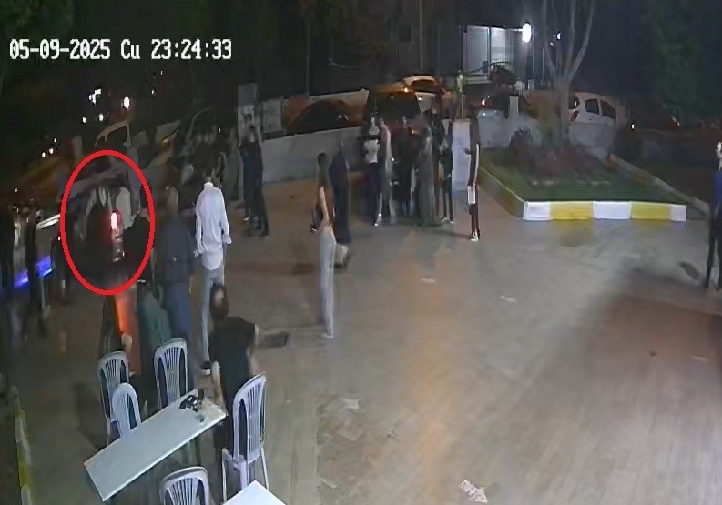 Gelin Arabasını Uyardı, Damadın Yumruklu Saldırısına Uğradı