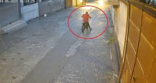 Çaldığı motosiklet arızalandı, başka motosiklet çaldı