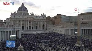 Yeni papa seçilemedi!