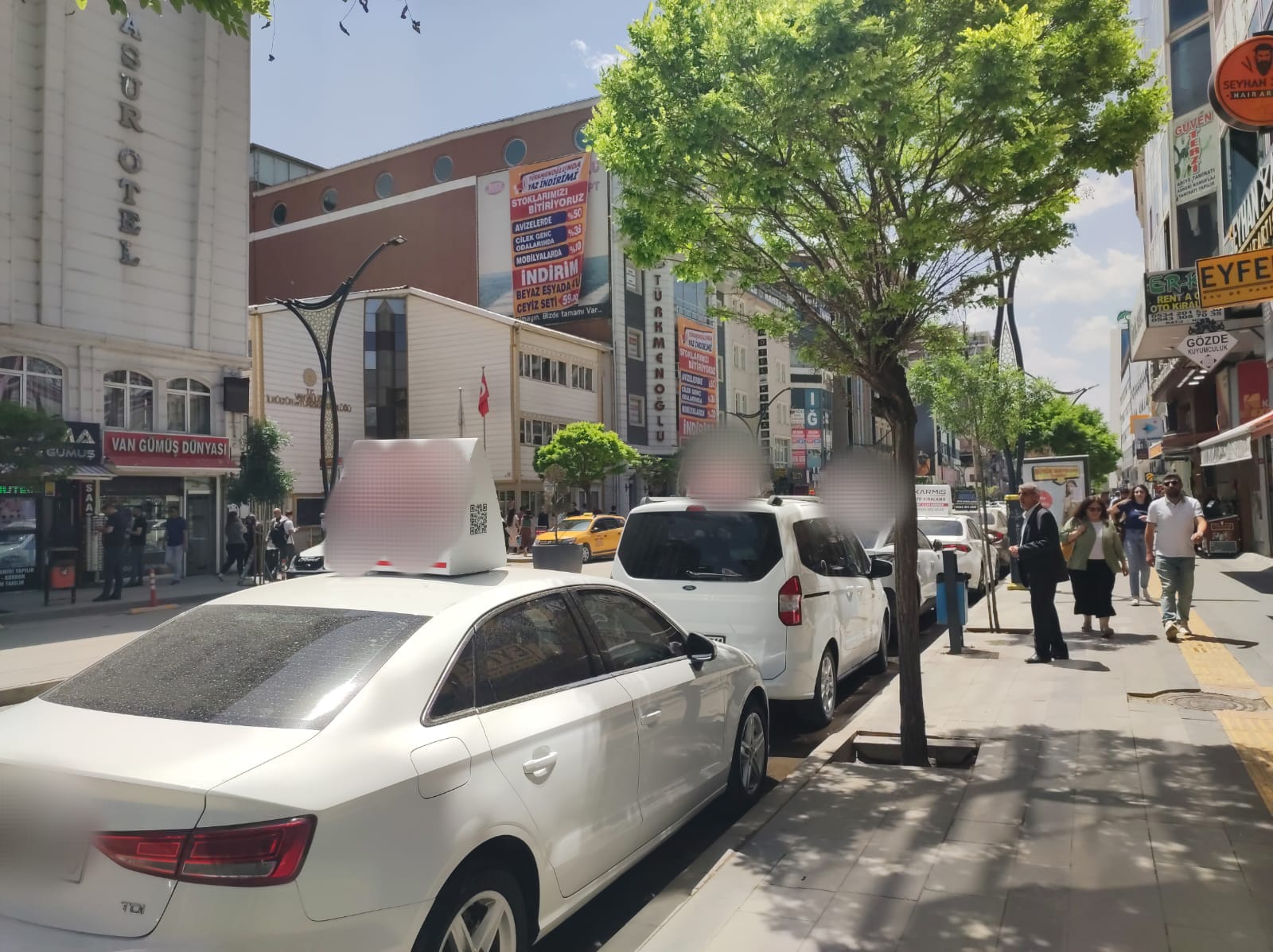 Van’ın Kalbinde Kiralık Araç İşgali