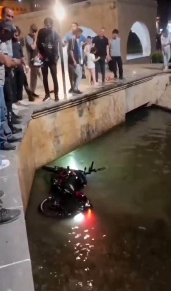 Motosikletiyle Balıklıgöl’e Düştü