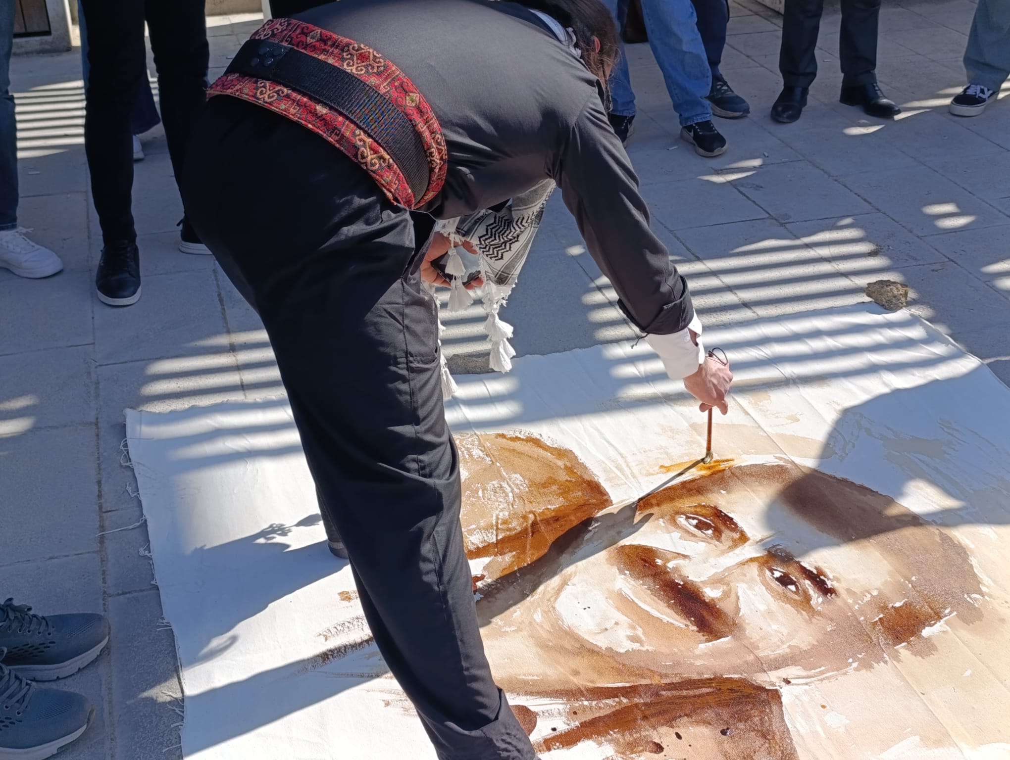 Vanlı Ressamdan Kahve Telvesiyle Sırrı Süreyya Önder Portresi