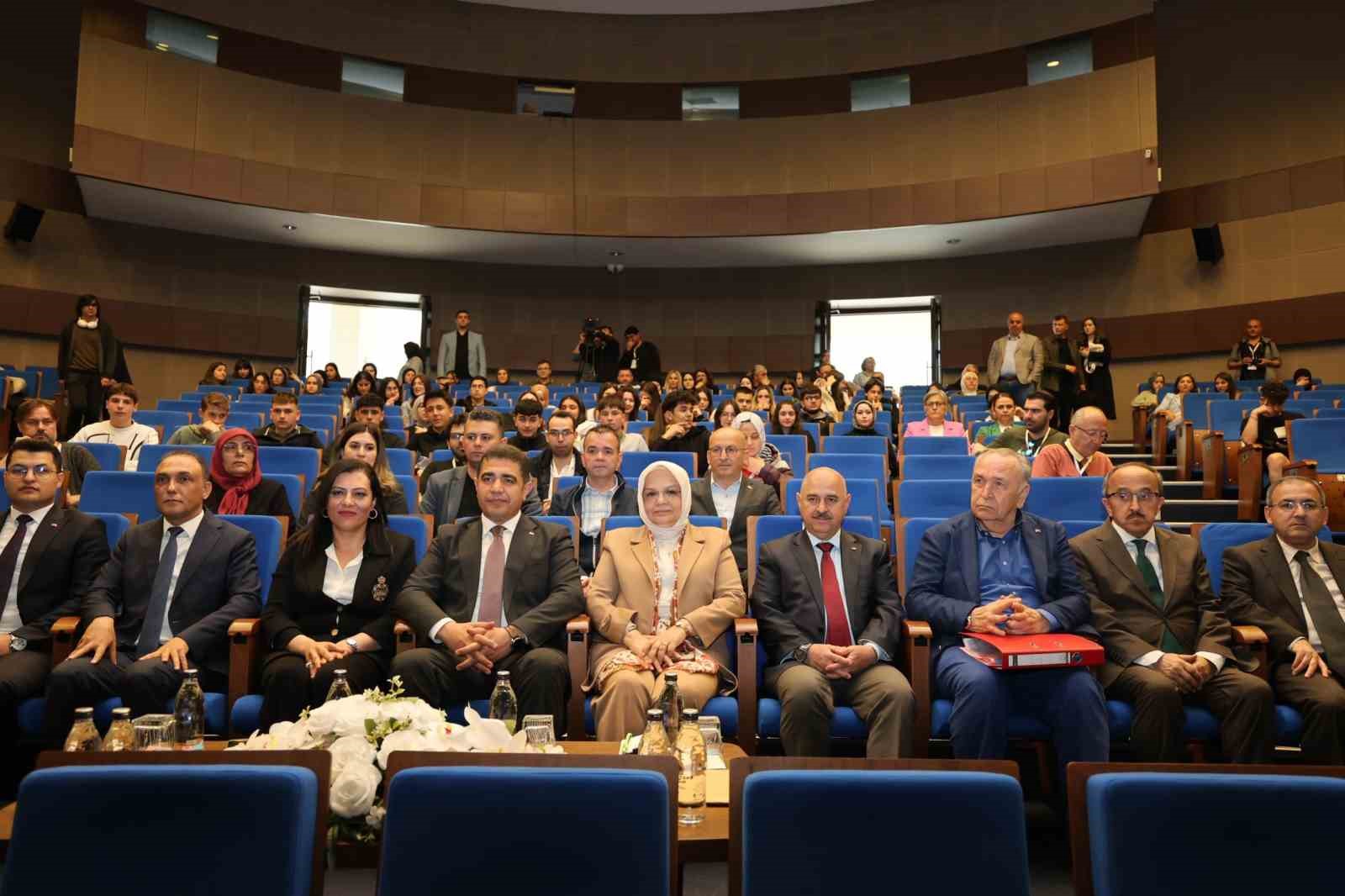 Sanat ve Kültürün Buluştuğu Festivalde Bu Yıl Aile Teması Damga Vurdu