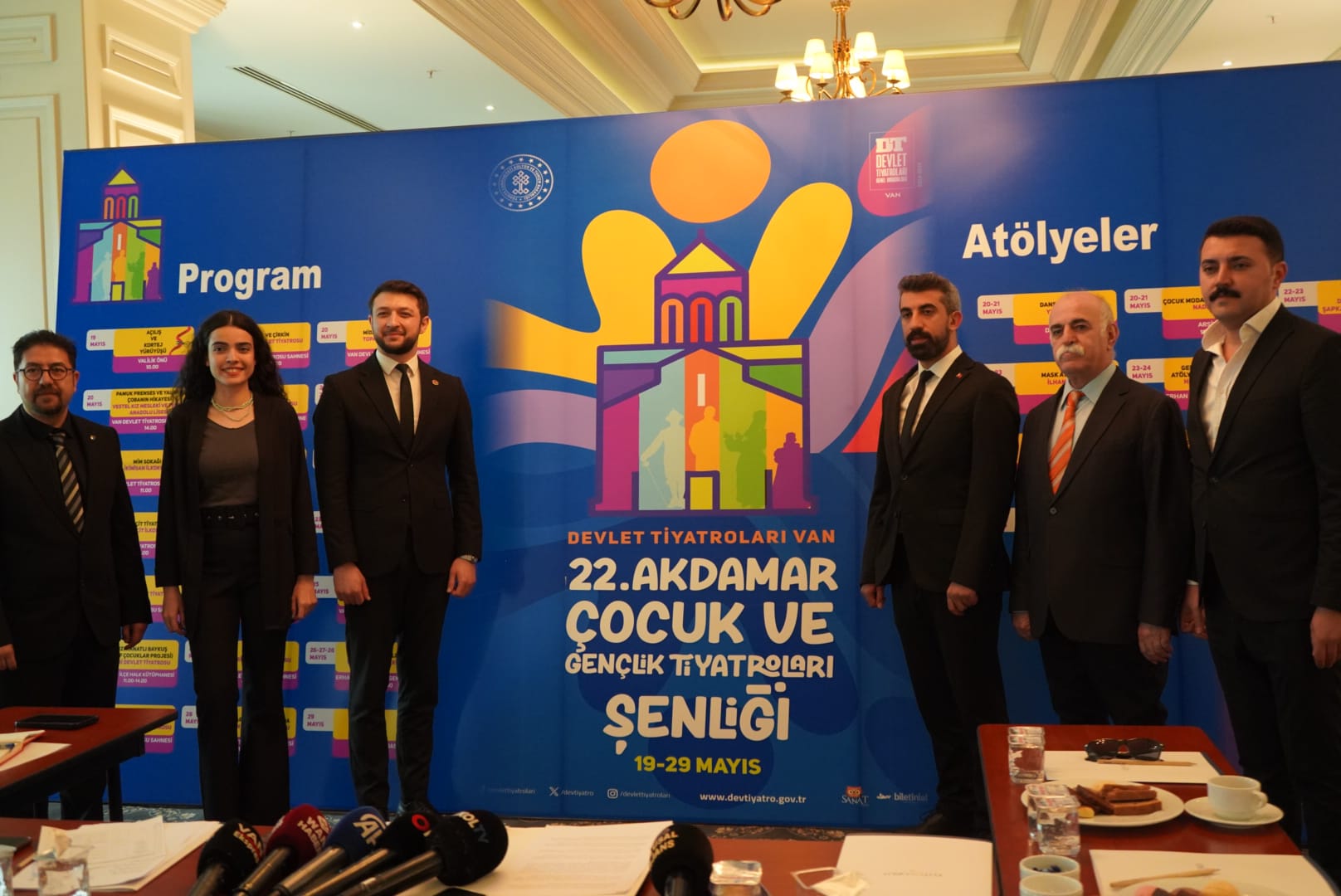 Tiyatronun Kalbi Van’da Atacak: Geri Sayım Başladı