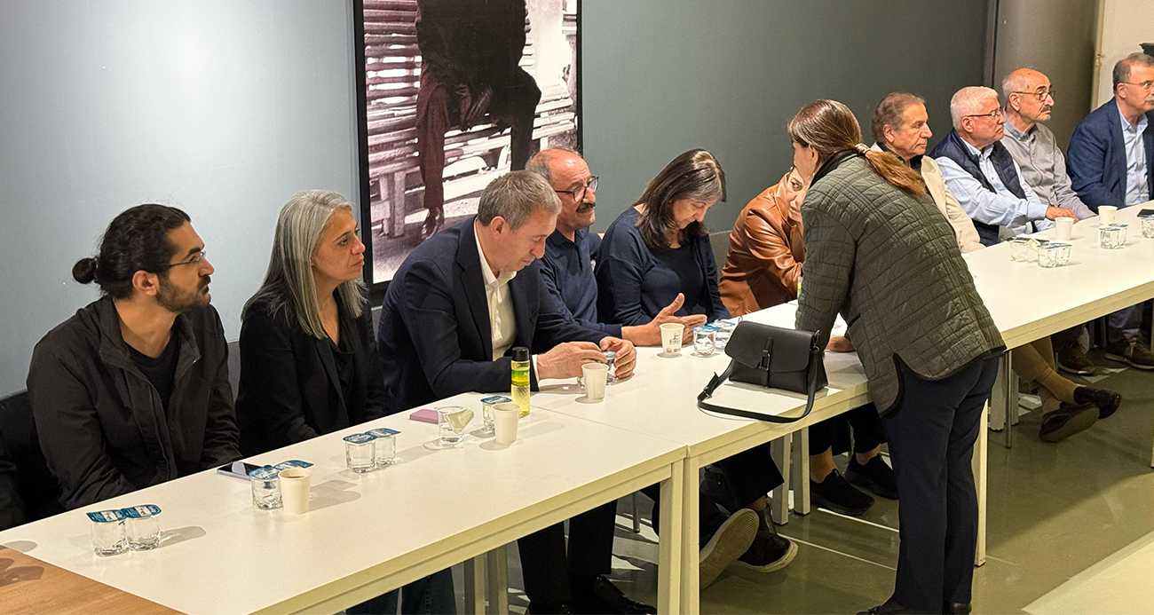 Sırrı Süreyya Önder’in yakınları taziyeleri kabul ediyor