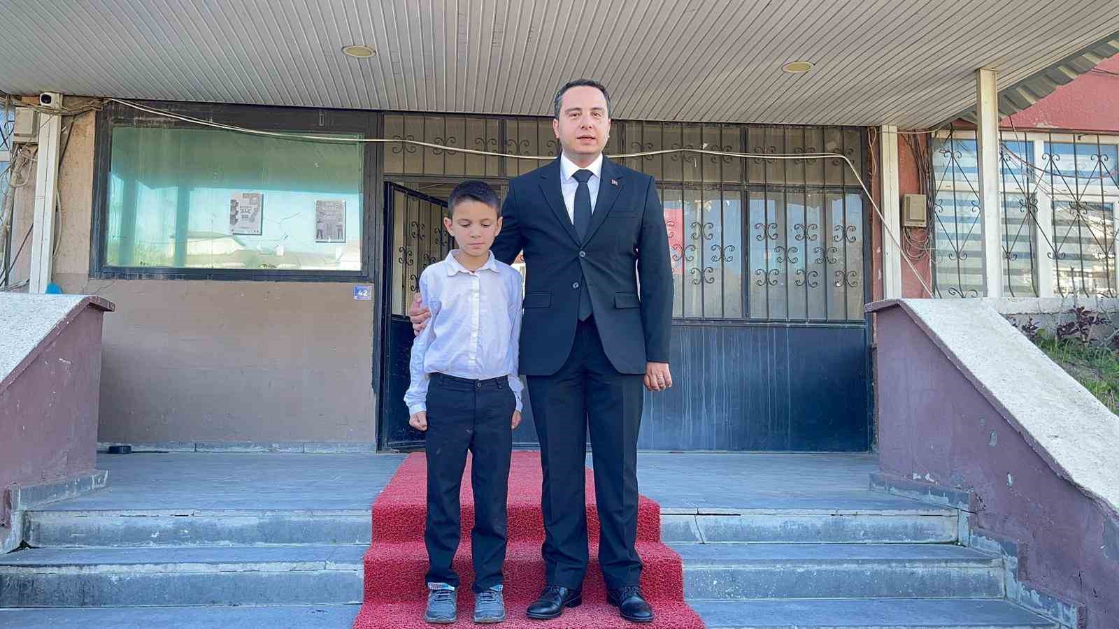 Umut’un kaymakam olma isteyi karşılıksız kalmadı