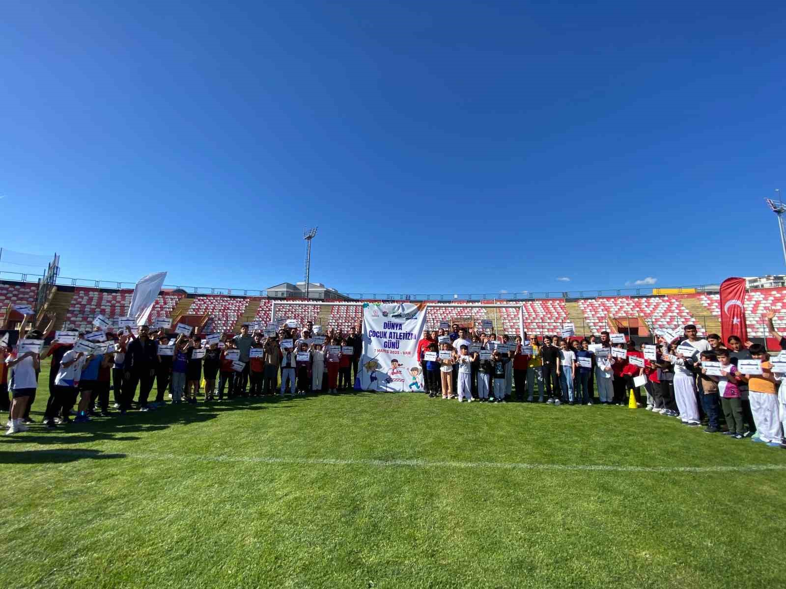 Van’da Dünya Çocuk Atletizm Günü Coşkuyla Kutlandı
