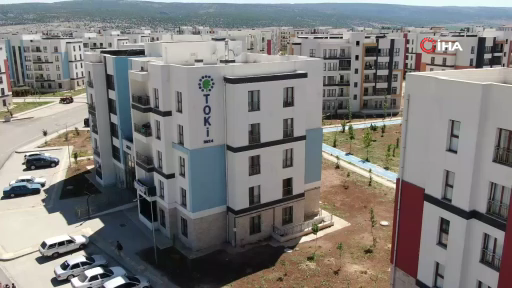 Yeni evlerine kavuşan Arabanlı depremzedeler: “Artık rahat uyuyabiliyoruz”