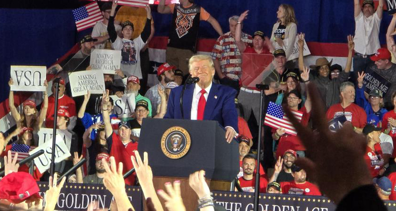 Trump, başkanlığının 100. gününü Michigan’da kutladı