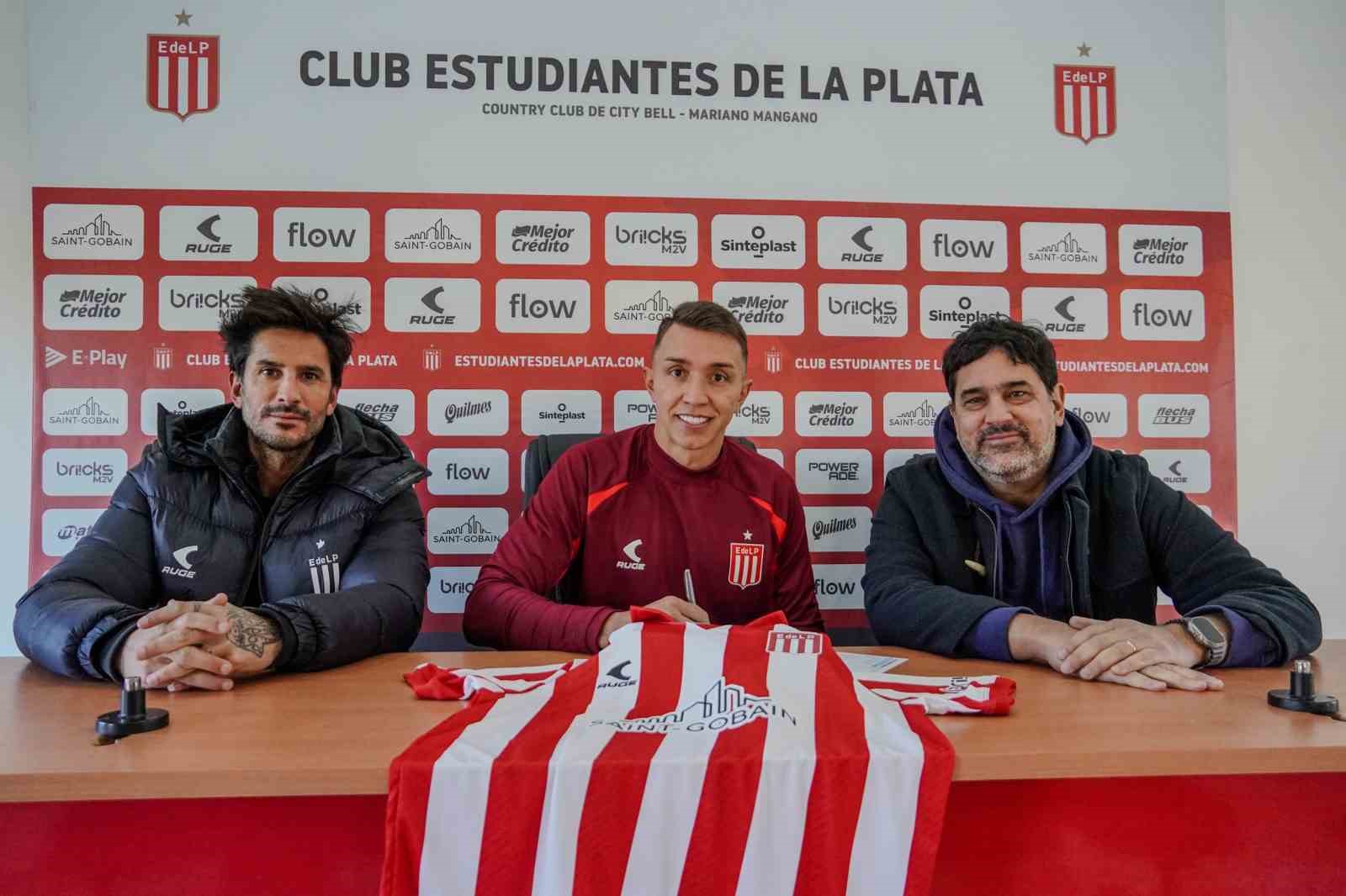 Fernando Muslera, Estudiantes ile sözleşme imzaladı