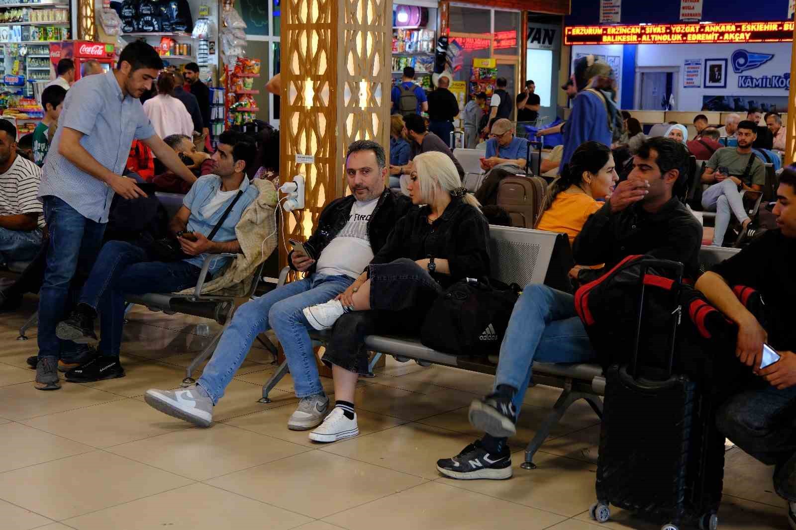 Van’daki İranlılar: “Biz harp var diye kaçmıyoruz”