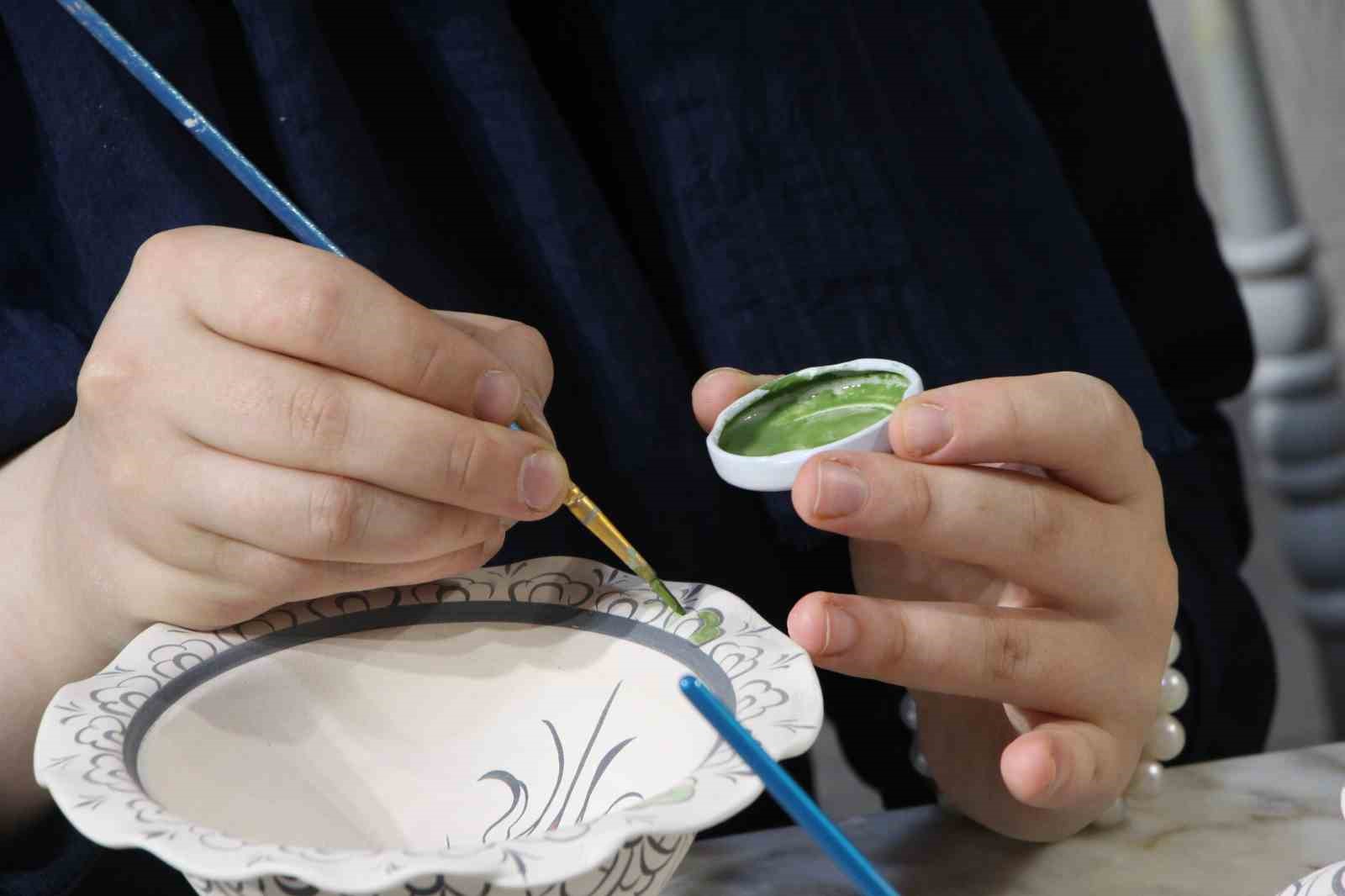 Kadınlar üreterek güçleniyor