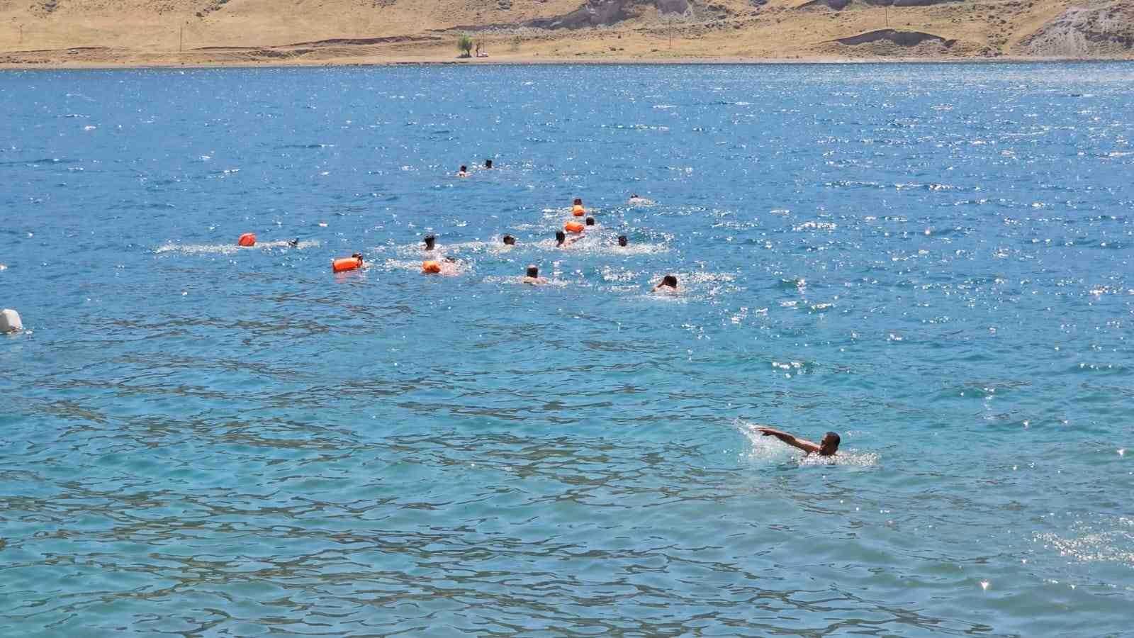 Van Gölü’nde kabotaj bayramı coşkusu