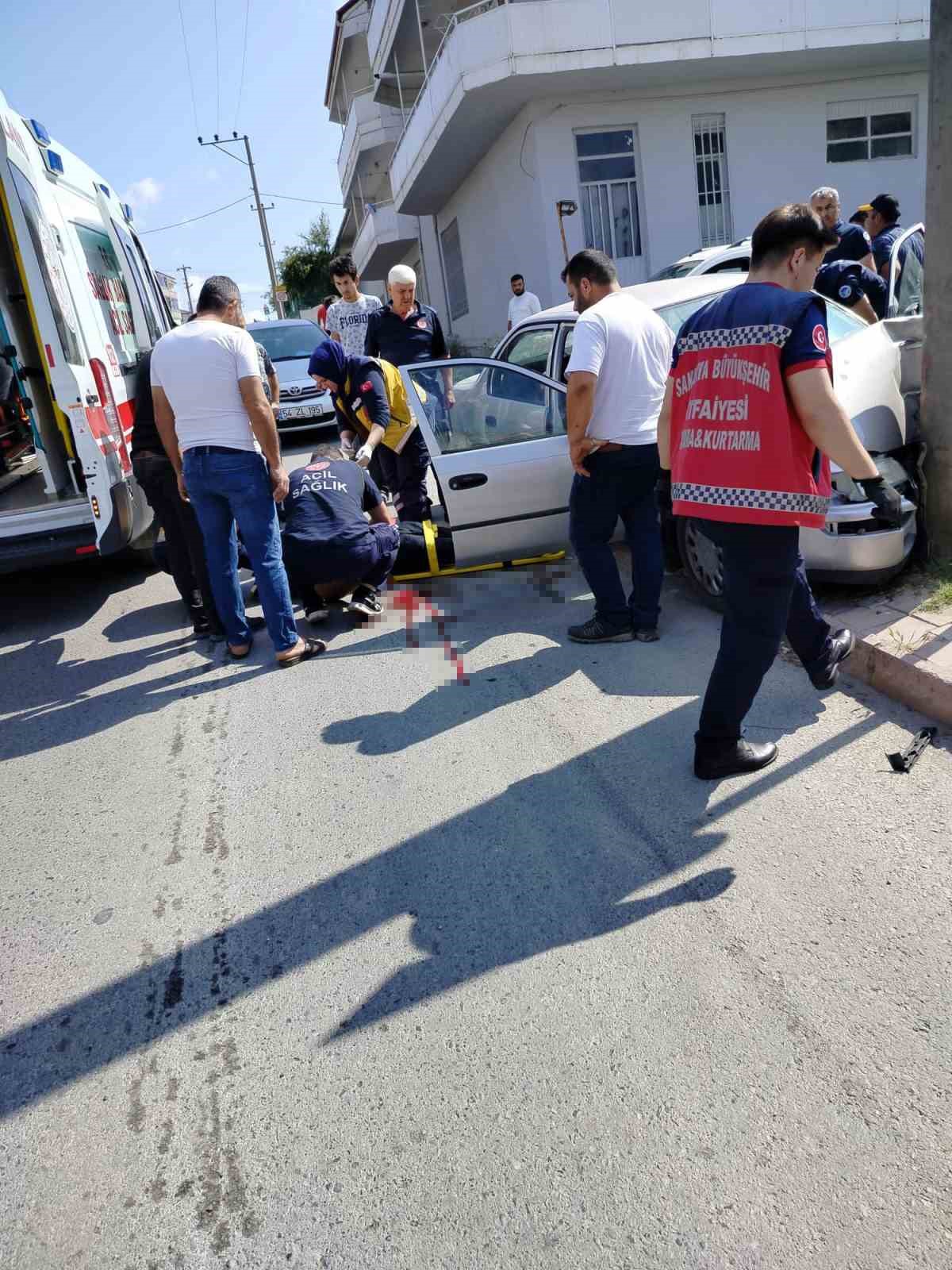 Kontrolden çıkan otomobil, elektrik direğine çarptı: 1 yaralı