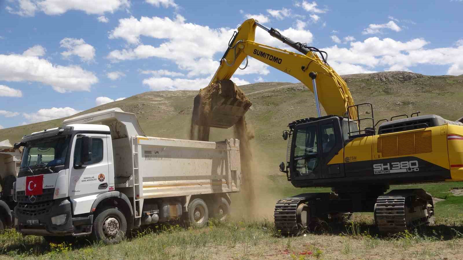 Saray’da 593 hektar arazi suya kavuşuyor