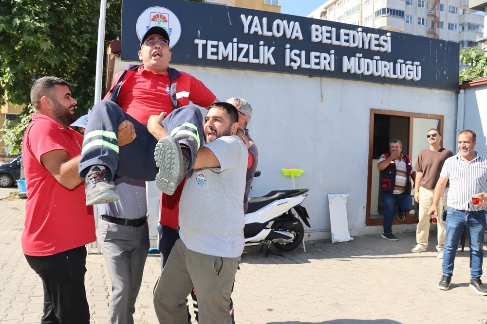 32 yıldır rüyalarına giren askerlik hayali gerçek oldu