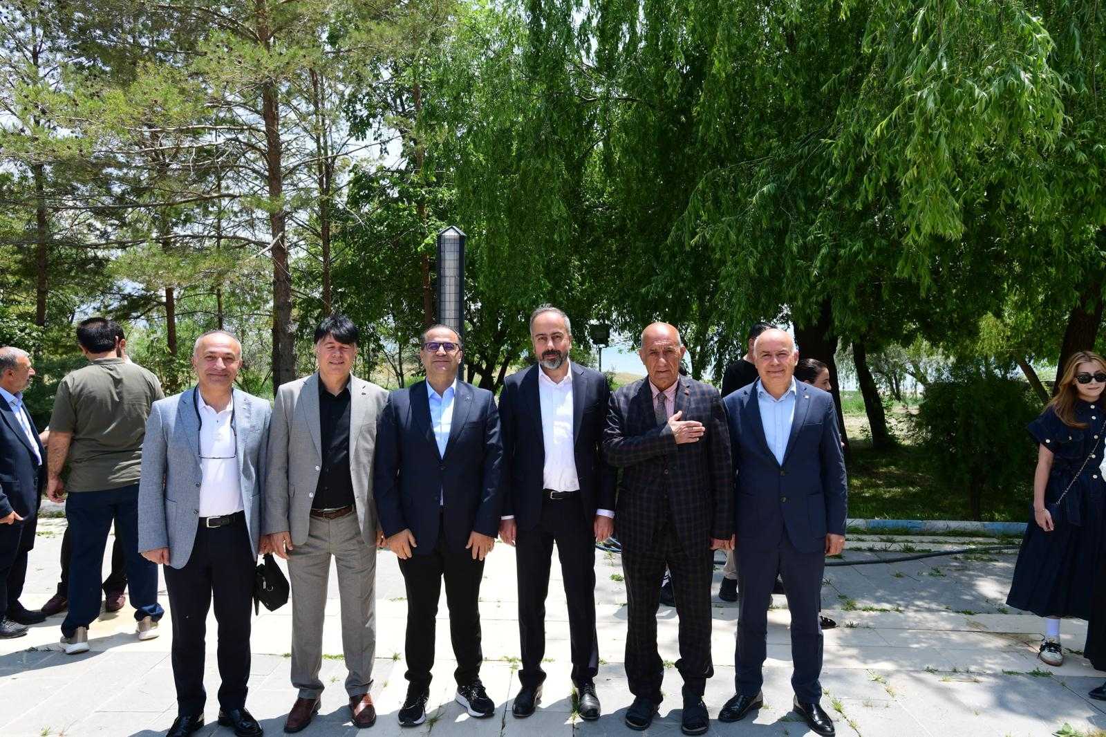 ​ Akademik Aile Bayramda Van YYÜ’de Buluştu