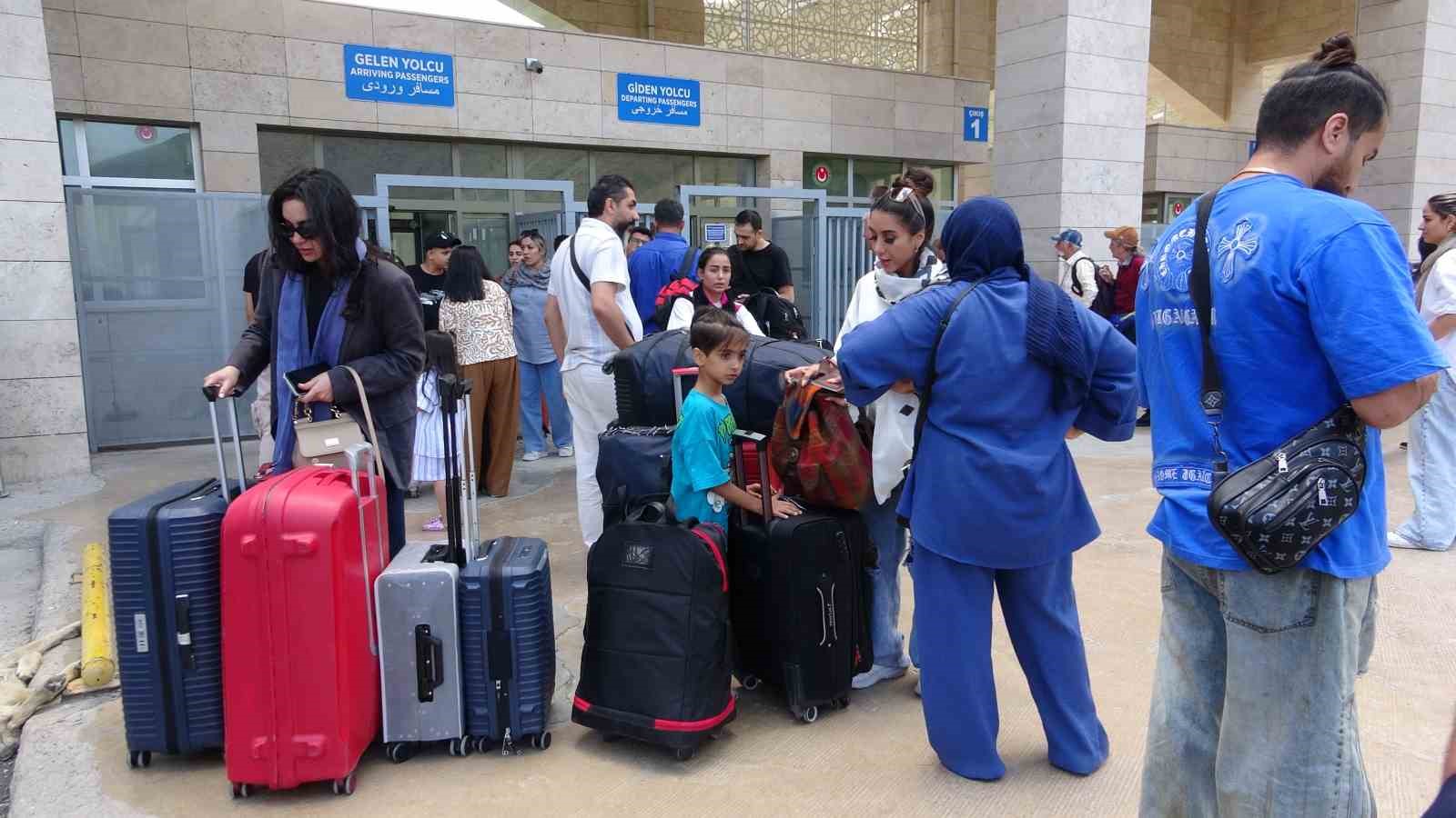 İran-İsrail çatışmasında 5’inci gün: Van’da sınırda hareketlilik azaldı