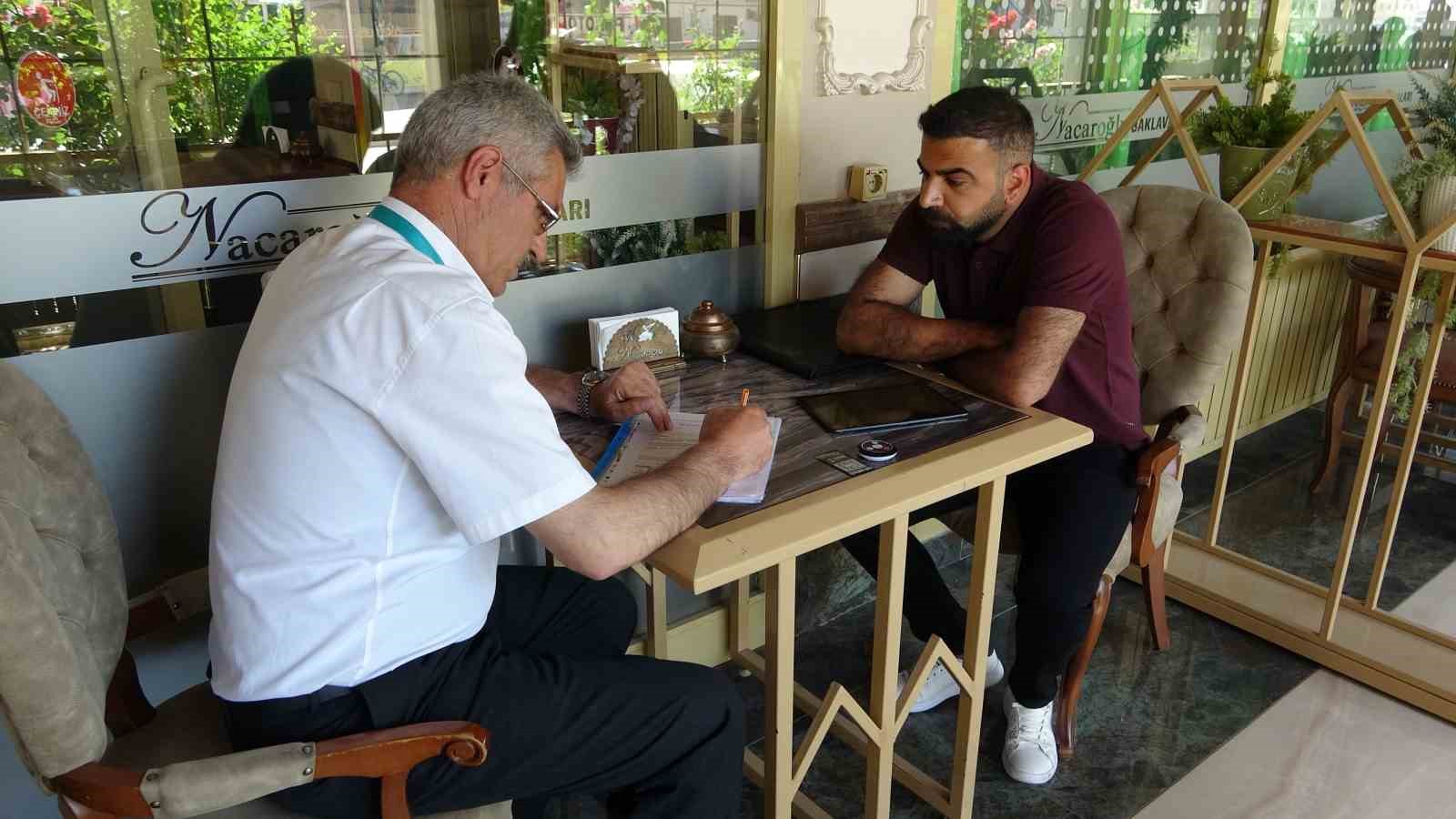 Van’da ‘çapraz’ ekiplerle sigara denetimi yapıldı
