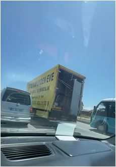 Van’da tehlikeli taşımacılık: Çekyat tırın arkasına bağlanarak yola çıktı