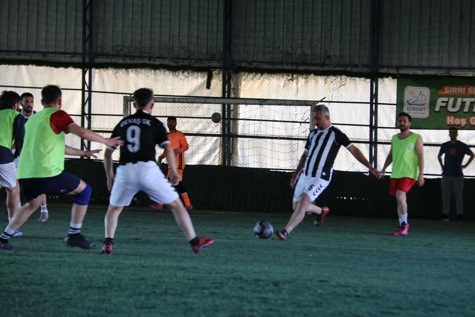 Van’da yapılan Sırrı Süreyya Önder Turnuvası’nda Final