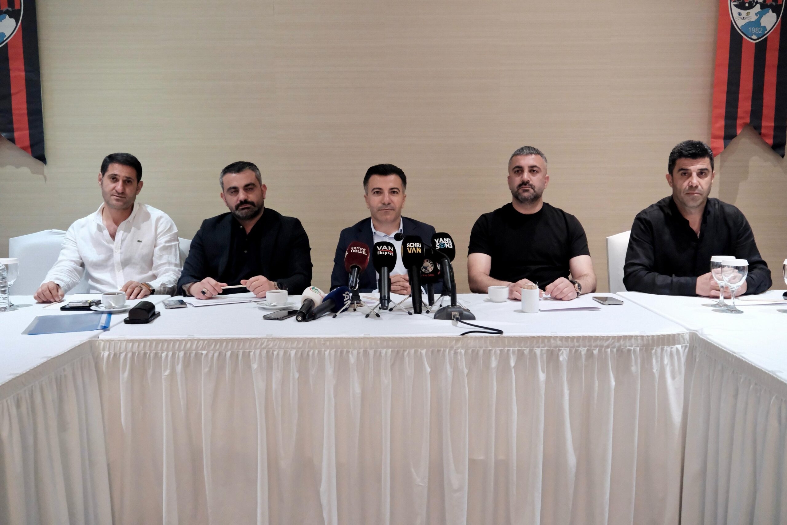 Vanspor FK Başkanı Temel Açıkladı: Kulüp Harcamaları 259 Milyon TL’yi Aştı