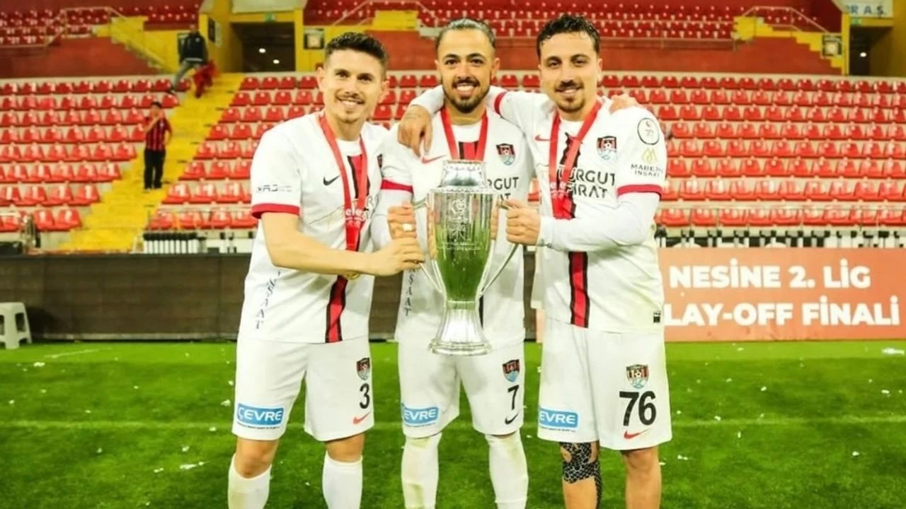 Vanspor’un sevilen ismi Ahmet Eren takıma veda etti