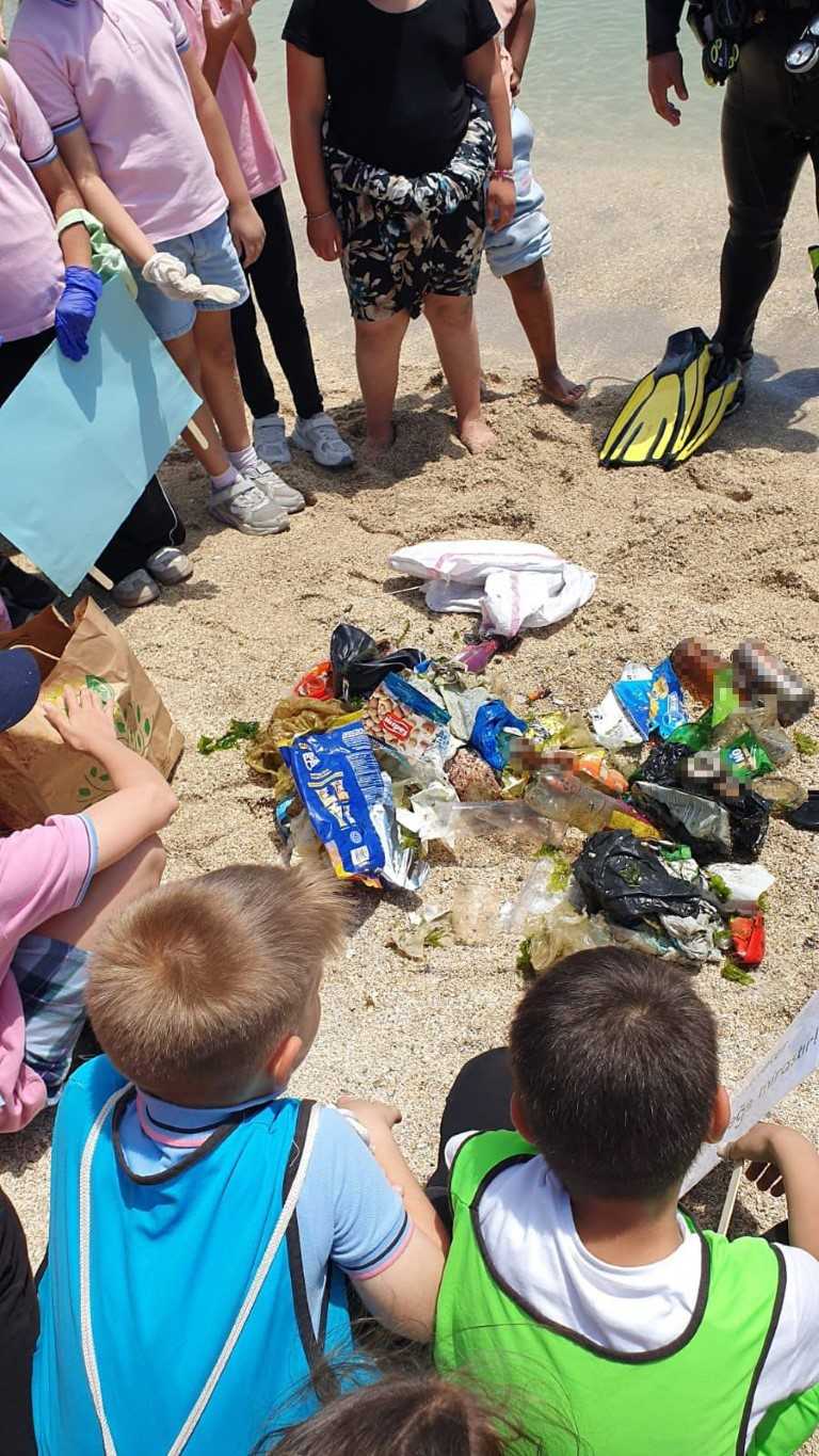 Halk plajındaki acı tablo gözler önüne serildi