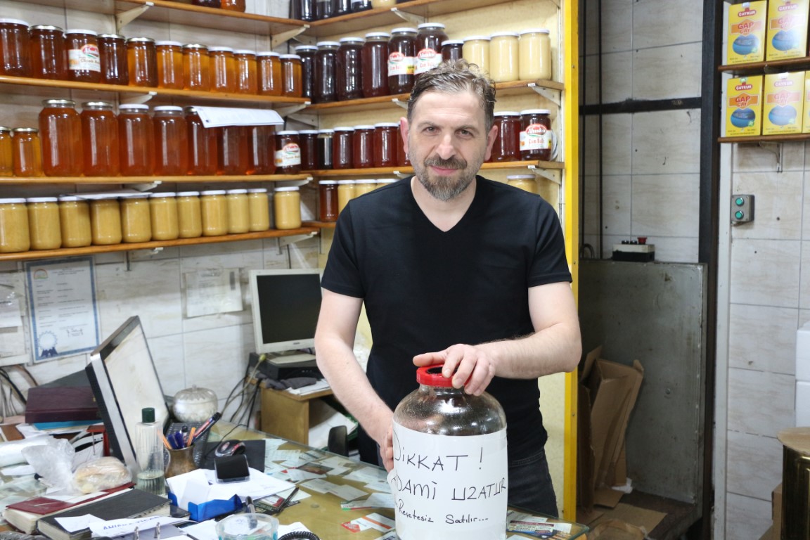 Aman dikkat! ‘Bu bal adami uzatur’